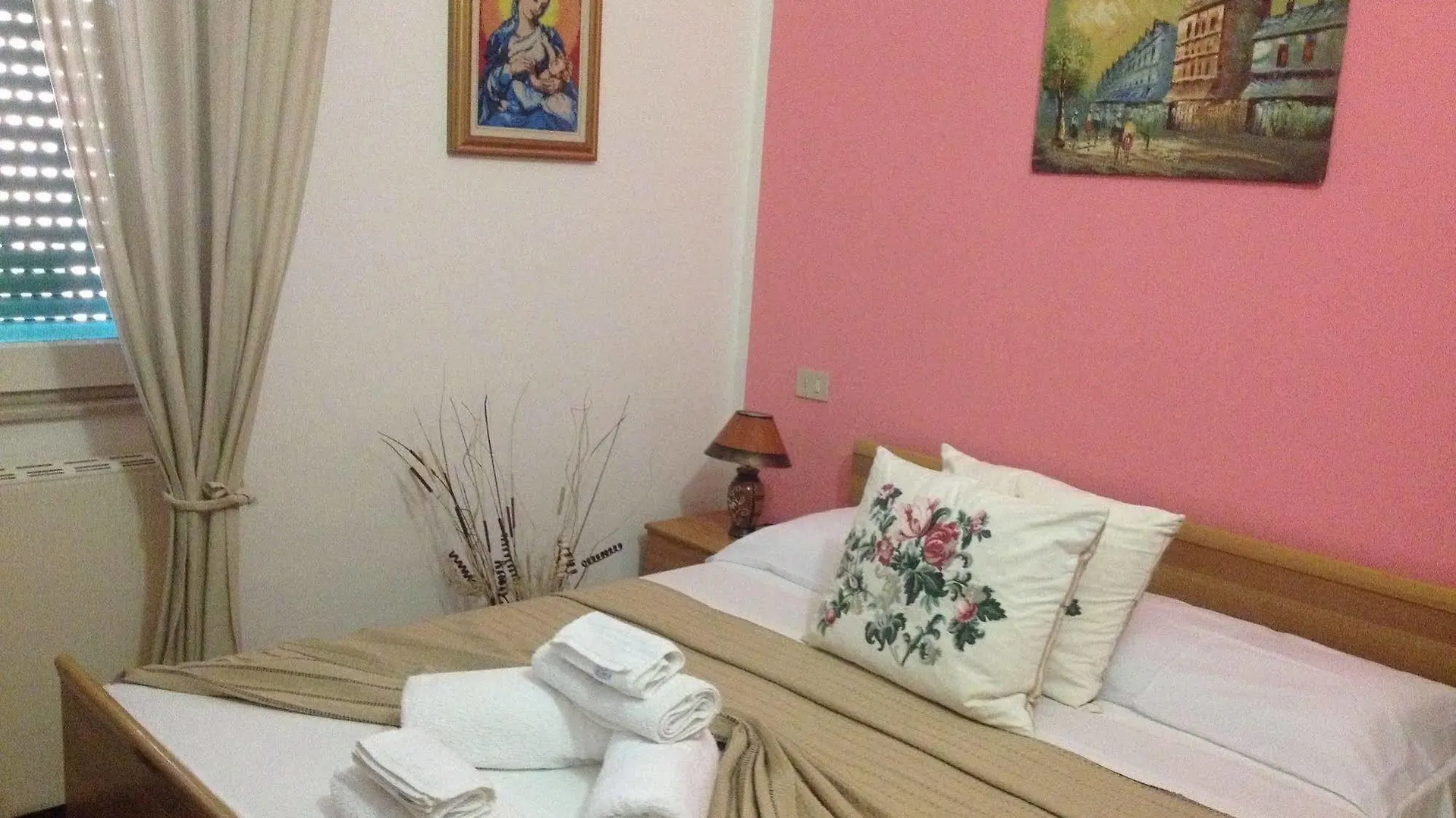 Hotel Fiammetta Rimini 0*,  Italië