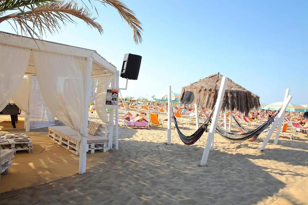 Hotel Fiammetta Rimini 0*,  Italy